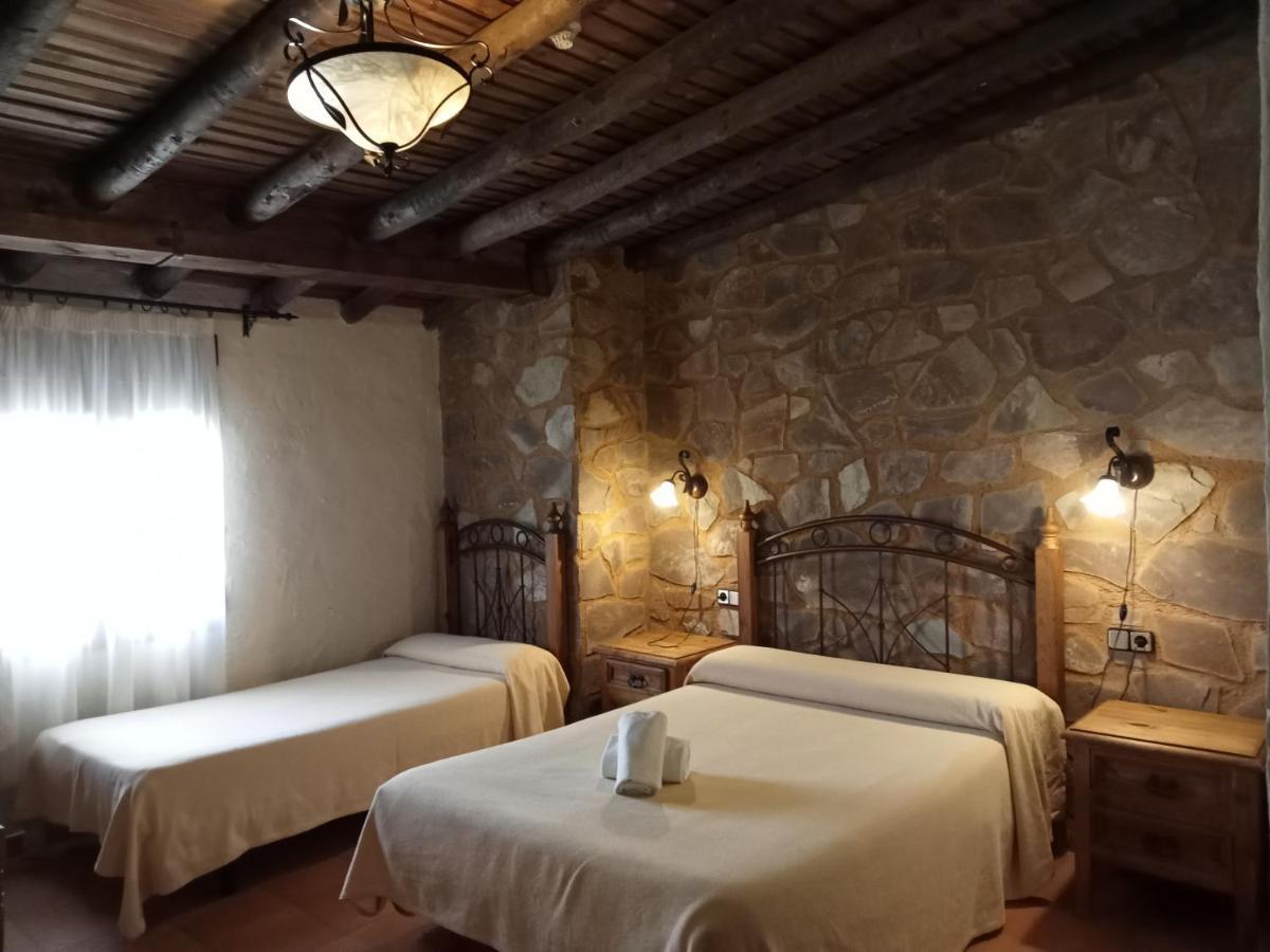 Hotel Villa De Berzocana Екстер'єр фото