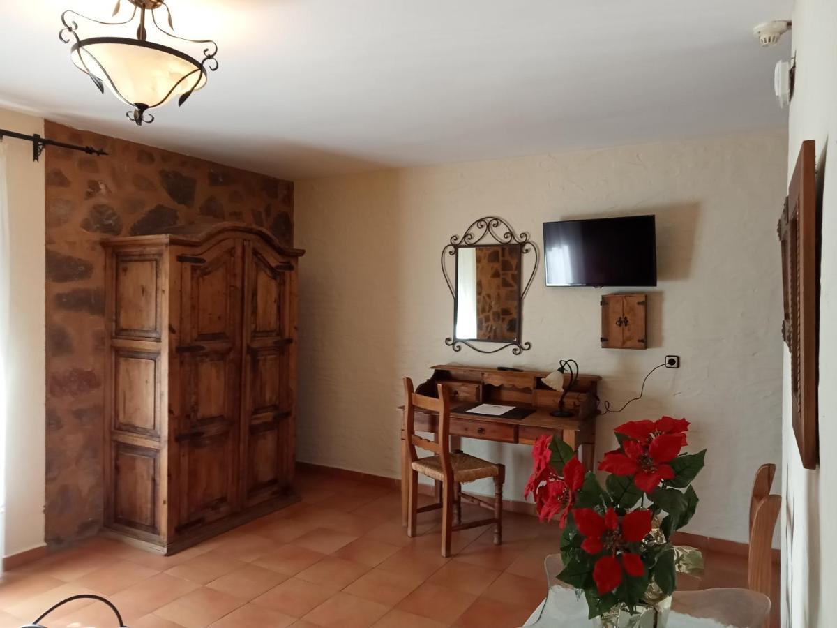 Hotel Villa De Berzocana Екстер'єр фото