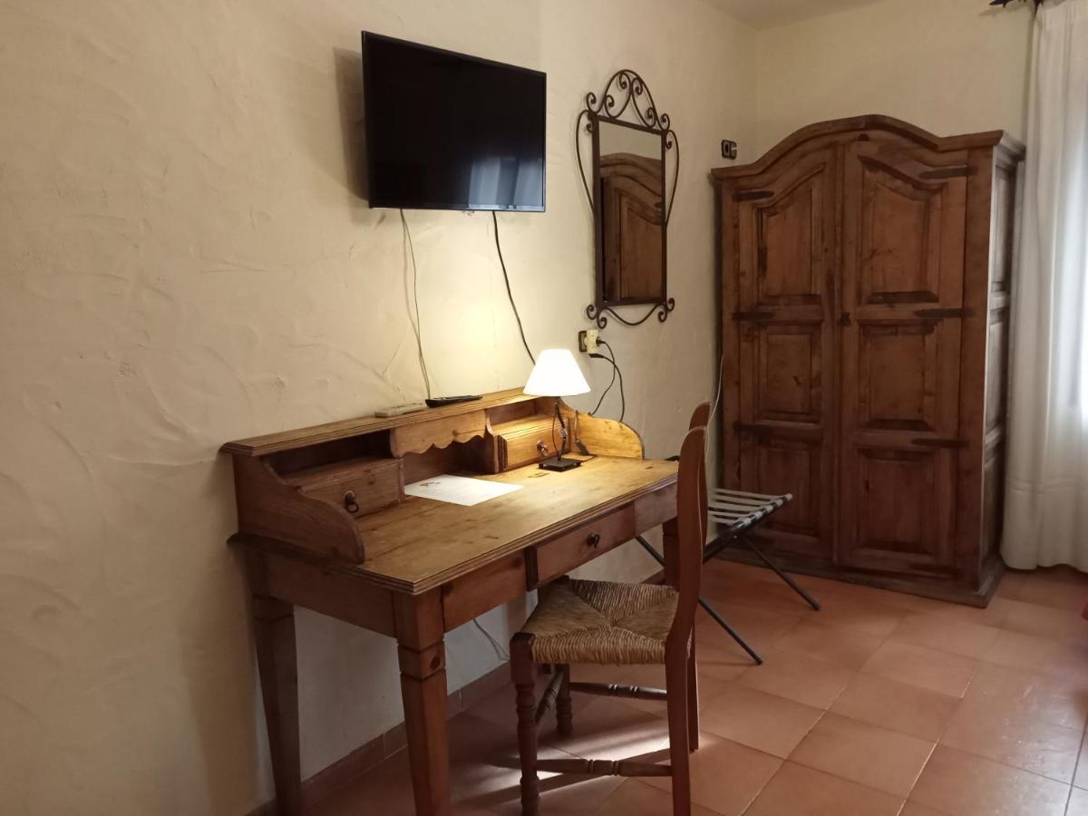 Hotel Villa De Berzocana Екстер'єр фото