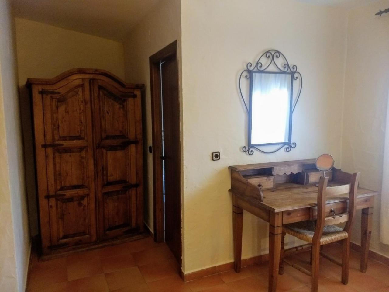 Hotel Villa De Berzocana Екстер'єр фото