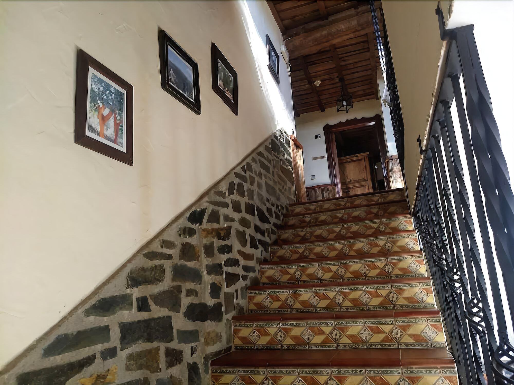 Hotel Villa De Berzocana Екстер'єр фото