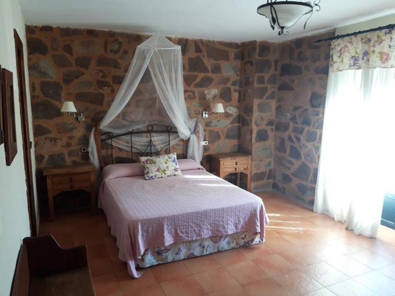 Hotel Villa De Berzocana Екстер'єр фото